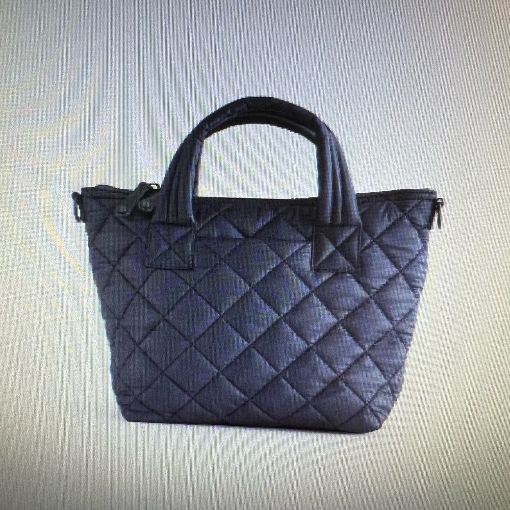 Quince Transit Quilted Small Crossbody Tote BRAND NEW - Picture 6 of 9